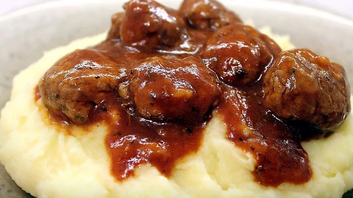 Kako v 5 minutah pripraviti gosto, aromatično omako